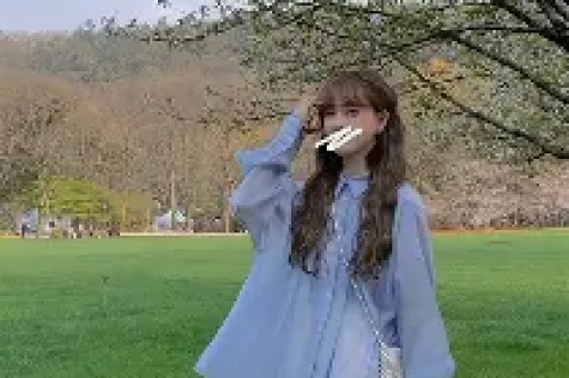 百万网红当众辱骂网友言语恶毒诅咒家人黑料曝光引发众怒
